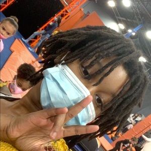 Meet your Posher, Niemah